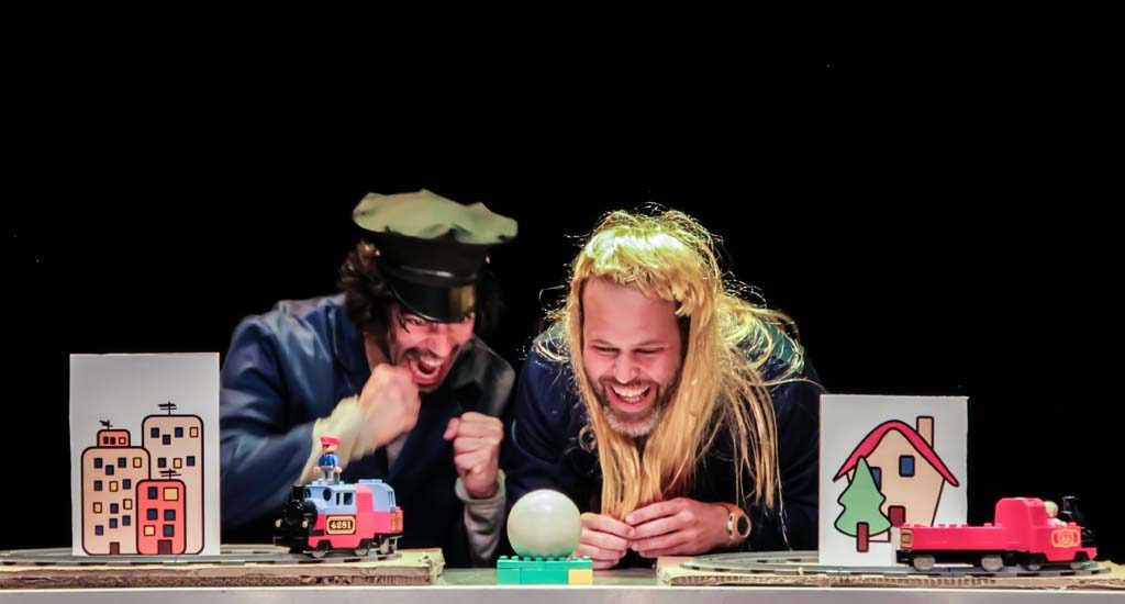 El cuento de la azuzaina · Limiar Teatro & EsteOeste & Crémilo