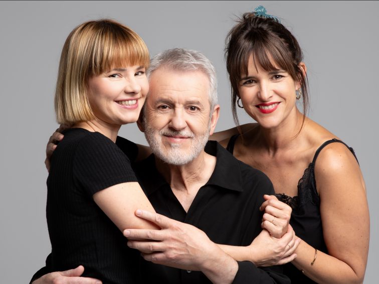  BI PALILLO ETA KARABINA BAT · AITZIBER GARMENDIA, SARA COZAR, JOSE RAMÓN SOROIZ